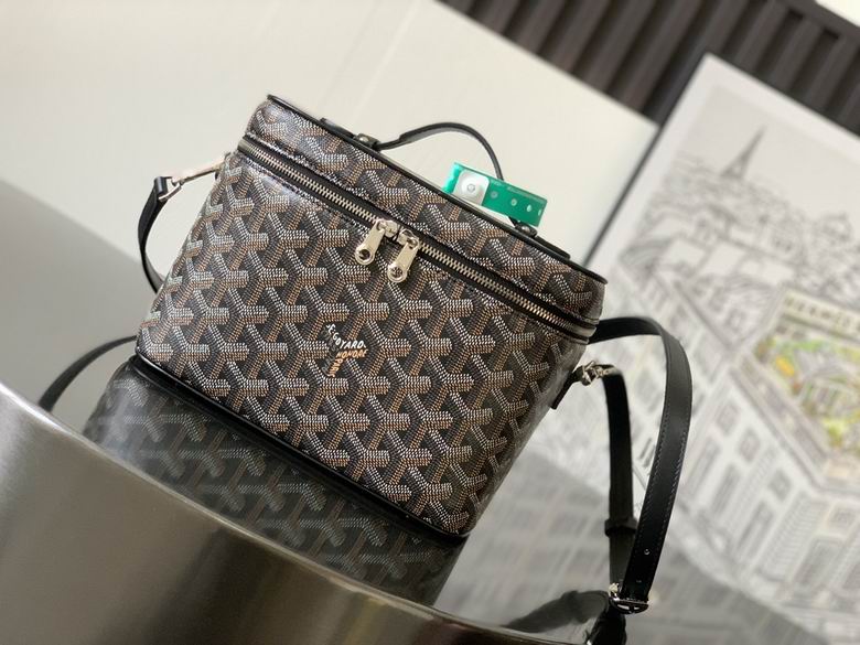 8037 16X14X20cm XM 3 (1)